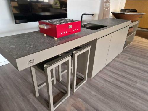 Clementi Holzkohlegrill Tokyo