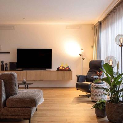 Preview: Elektrokamin Jörne Long von Xaralyn