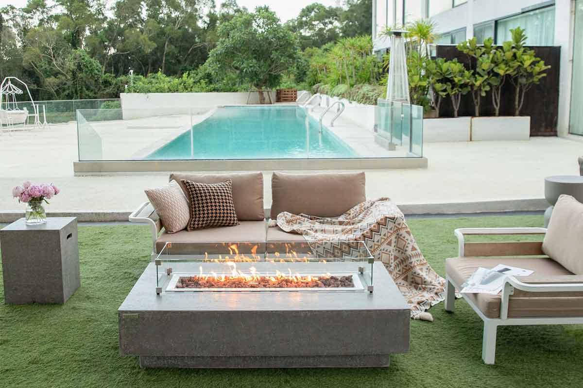 Elementi gas fire pit Hampton