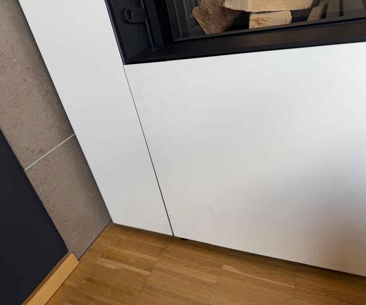 Kaminofen Ares Lager in weiß von Spartherm Living Fire